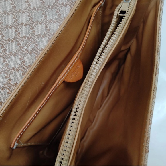 Celine Triomphe Vintage Crossbody - Picture 7 of 9